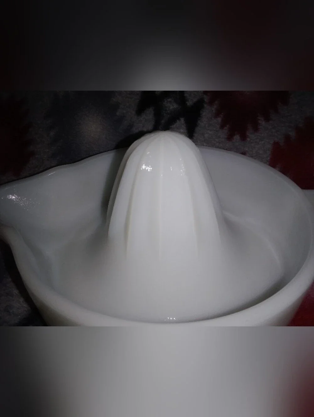Vintage Sunkist Milk Glass Hand Juicer 8 1/8